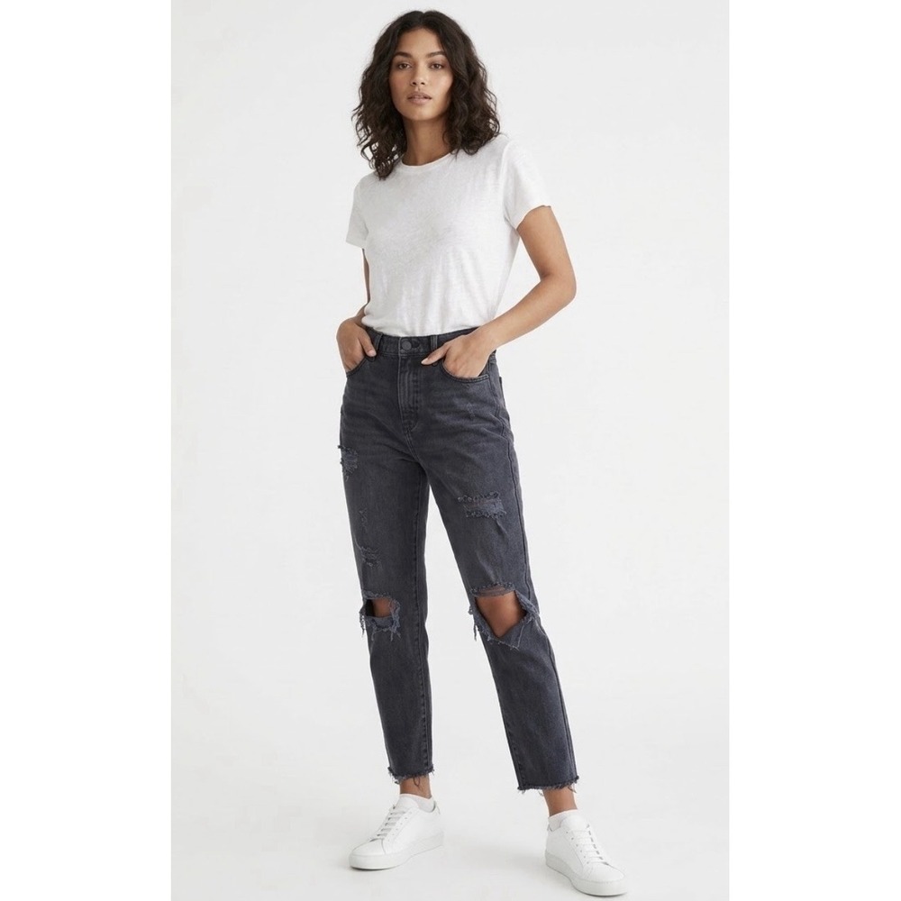 Pacsun Mom Jeans Women's 25 x 25.5 Denim Straight Distressed Black‎